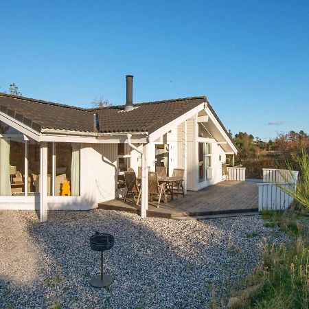 6 Person Holiday Home In Knebel Ørby Exteriör bild