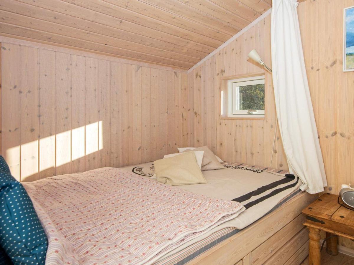 6 Person Holiday Home In Knebel Ørby Exteriör bild